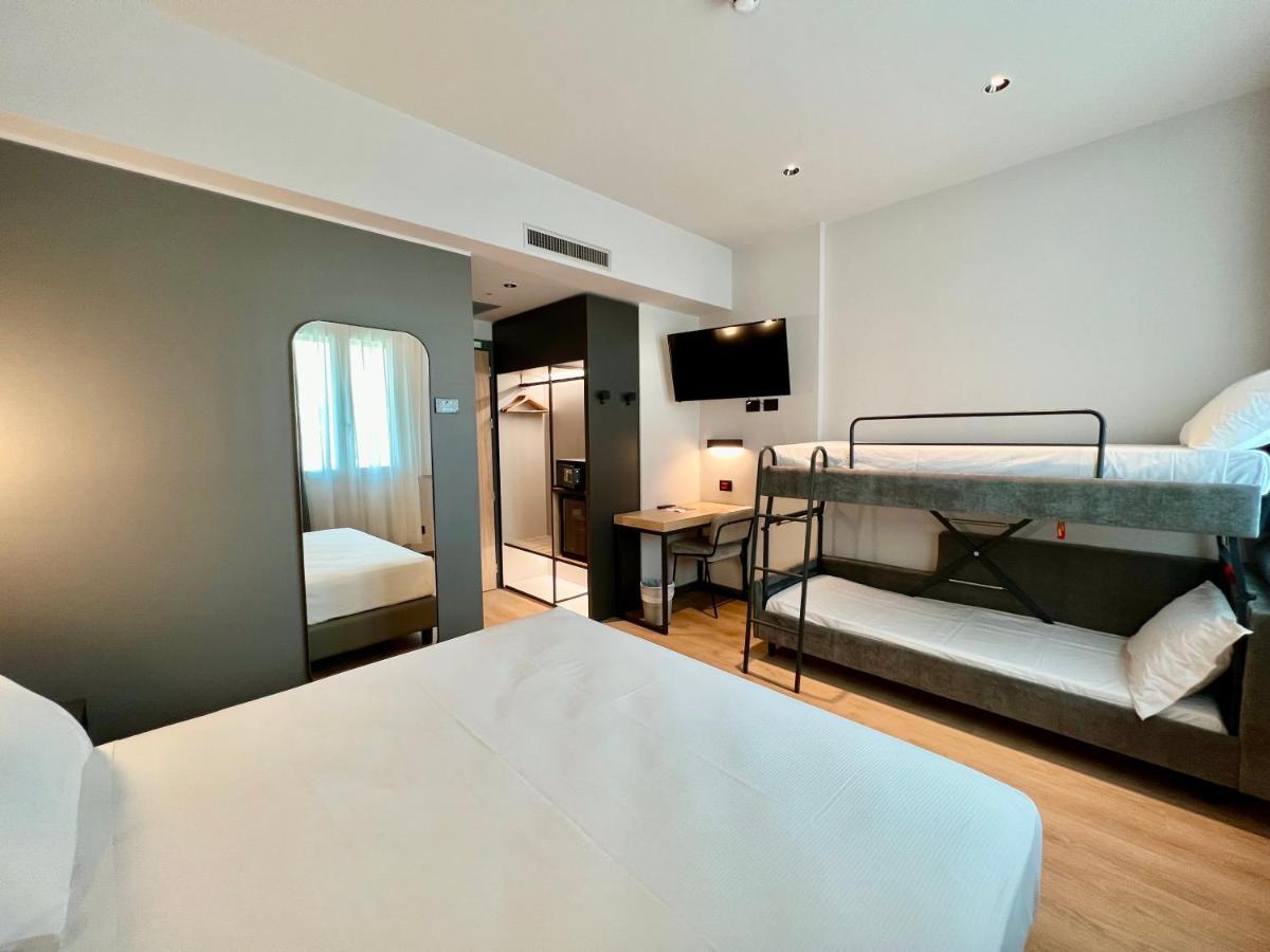 Hotel Leonessa Brescia Esterno foto