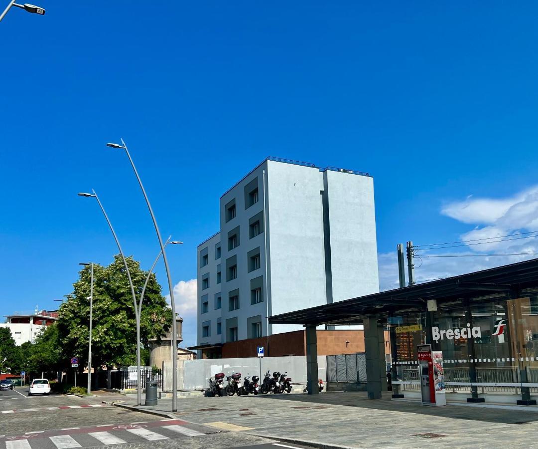 Hotel Leonessa Brescia Esterno foto