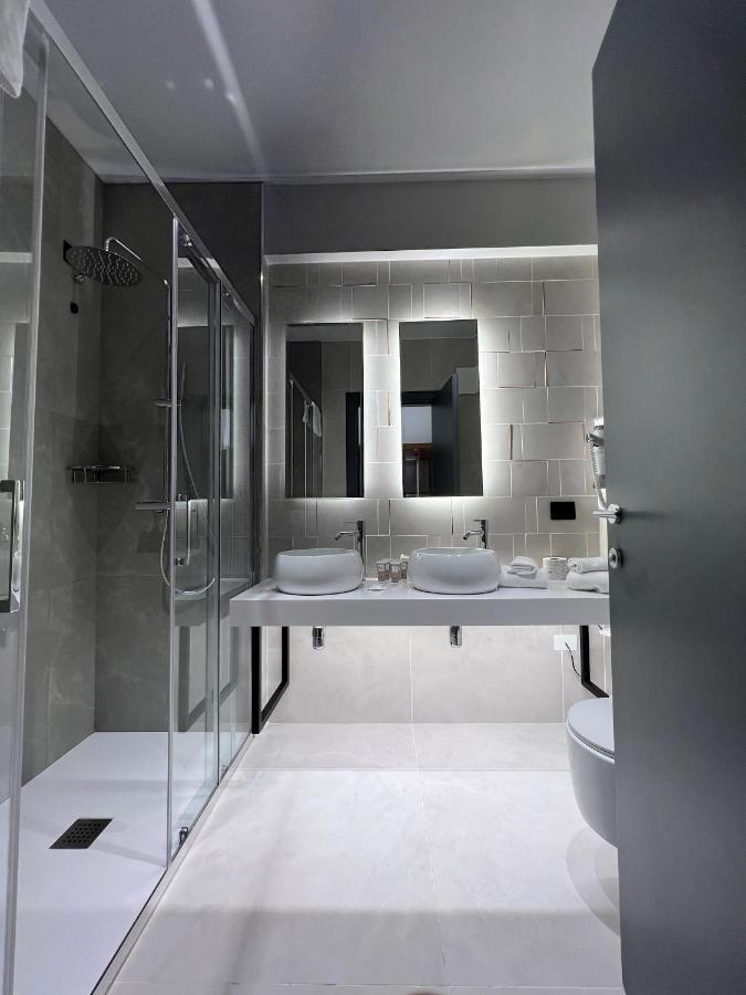 Hotel Leonessa Brescia Esterno foto